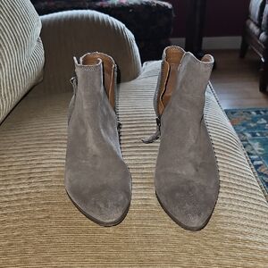 Frye Judy Zip Bootie Size 10